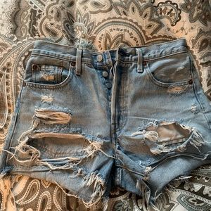 Levi’s 501 High Rise Shorts Size 25